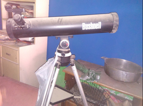 Telescopio Bushnell, D=76mm A F=700mm, 