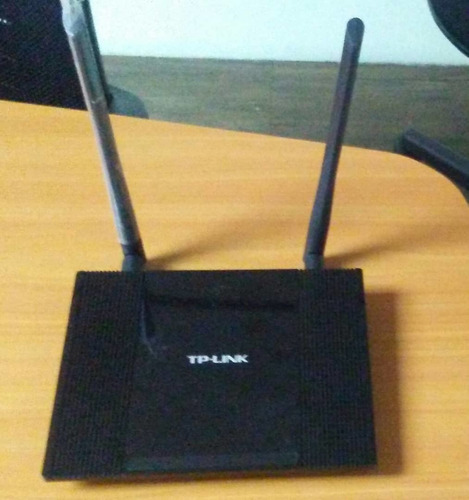 Modelo Router Tp-link Tl-wr841hp 300mbp. Rompe Muro.