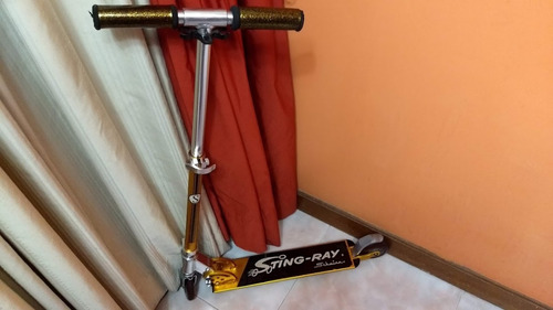 Monopatin: Schwinn Sting-ray Edición Limitada Lujo Scooter