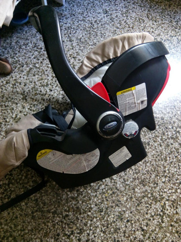 Porta Bebe Marca Graco Con Soporte Para El Vehículo Poco