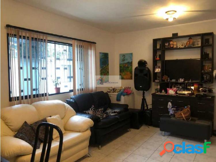 Se vende apto 74m2 2h/1b/0p /Los Chaguaramos