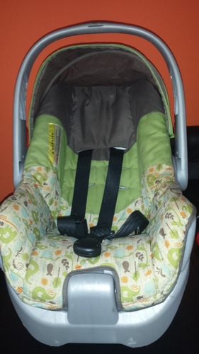 Silla Porta Bebe Y Base Para Vehículo, Marca Evenflo