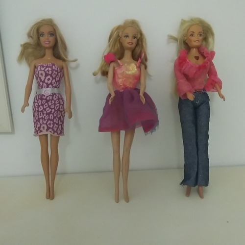 3 Muñecas Tipo Barbies,usadas (9v)