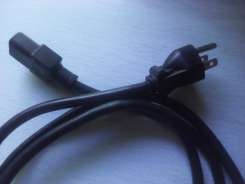 Cable De Poder Para Pc/monitor De 1.5 Mts (10 Unidades)