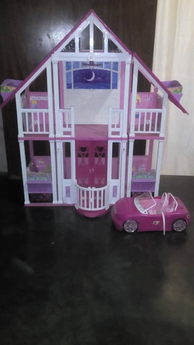 Casa De Barbie Y Sus Accesorios