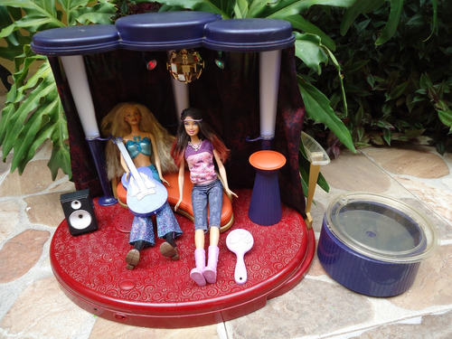 Set De 2 Muñeca Barbie + Discoteca Con Luces Y Accesorios