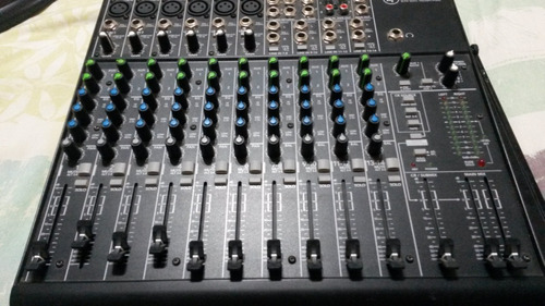 Consola (audio) Marca Mackie vlz4 14 Canales