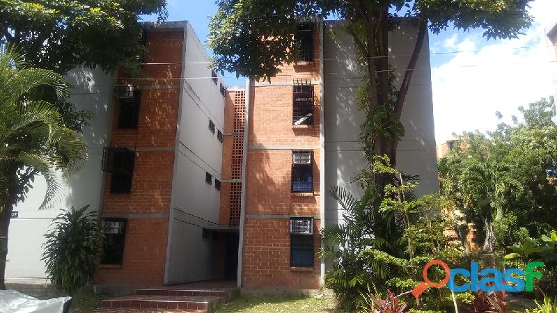 Sky Group Vende Cómodo Apartamento en Conj. Res. Victoria