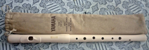 Flauta Transversa Yamaha Yrf-21