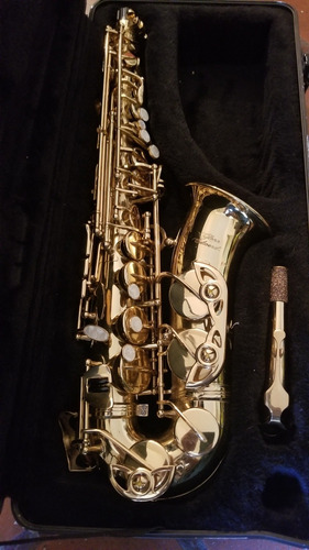 Saxofon Alto Como Nuevo