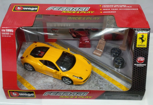Carros Ferrari Race & Play En Metal. 1/32. Bburago.