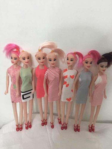 Muñeca Tipo Barbie Económica (5 Unidades)