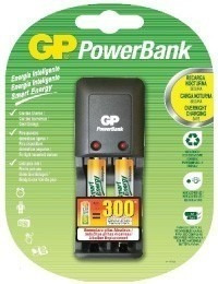Mini Cargador Bateria Gp Powerbank 2 Aa /aaa Nimh + 2 Aaa