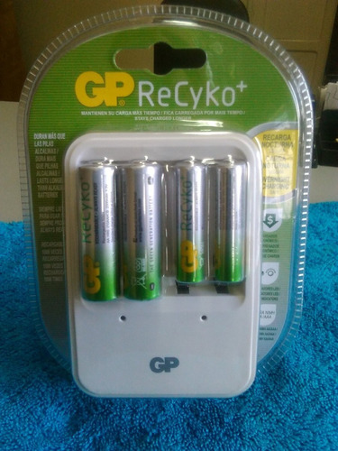Mini Cargador Bateria Gp Recyko 2xaa mah /2xaaa 800mah