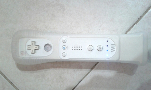 Control Para Wii Blanco Con Dispositivo Wii Motion Y Forro