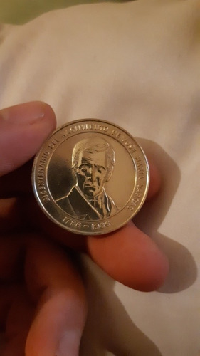 Moneda 100 Bolivares Del Bicentenario De José María Vargas