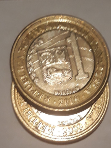 Moneda De 1 Bolivar Con Variante En La Palabra Bolivar