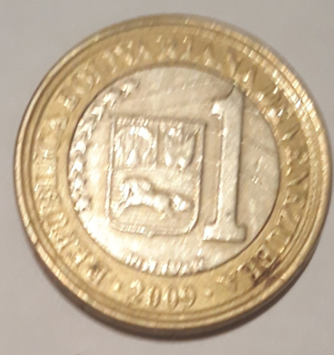 Monedas De 1 Bolivar  Error En Cola Y Palabra Bolivar