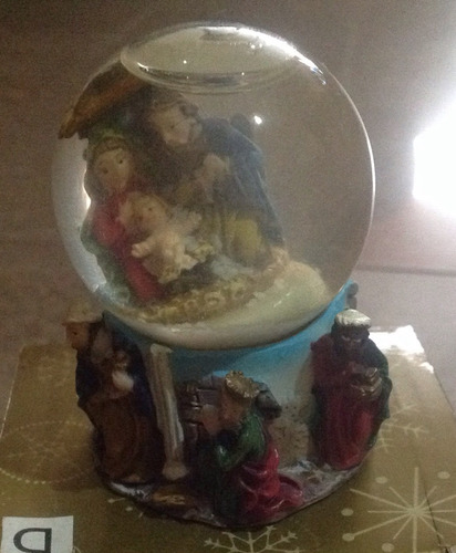 Mini Esfera De Agua Pesebre Y Reyes Magos Navidad Snow Globe