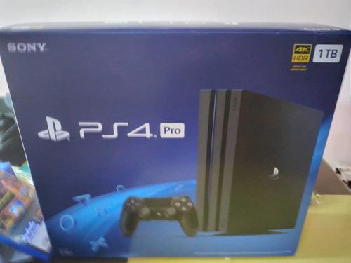 Playstation 4 Pro + 4 Juegos