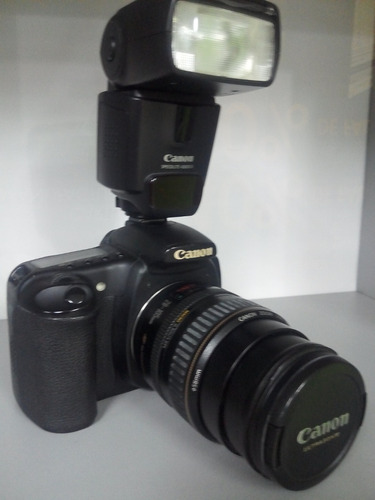Camara Digital Profesional Canon Eos 20d + Flash+ Accesorios