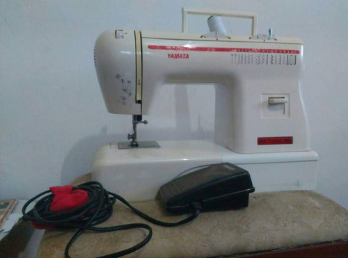 Maquina De Coser Yamata Fy920