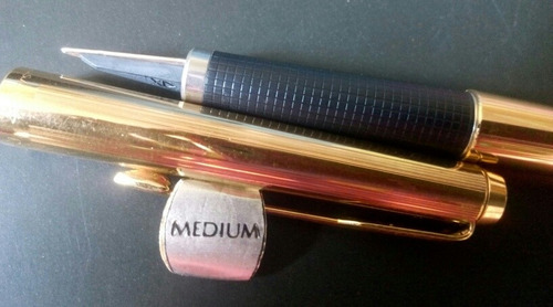 Pluma Fuente Oro Parker 180.