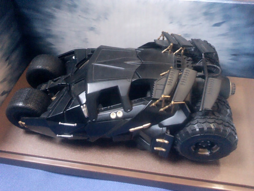 Carro Batman Batimovil Hot Wheels 1:18
