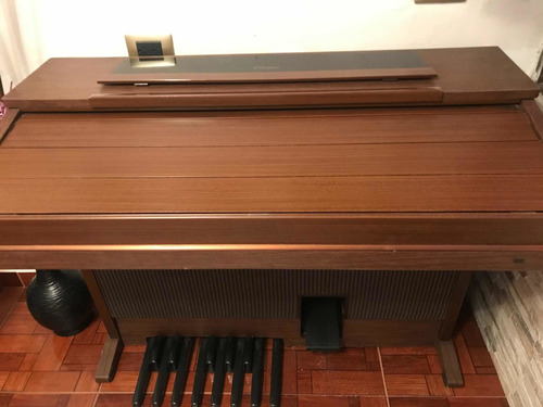 Piano Electrónico Yamaha Modelo M-100