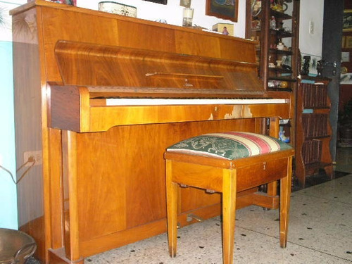 Piano Vertical Sauter Aleman De  Serie  Neg()