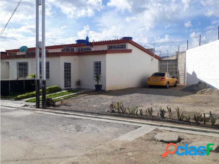 Casa en Venta en El Amanecer Cabudare Lara