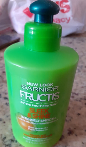 Crema De Peinar Fructis Para Cabello Riso