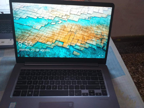 Lapto Asus Vivobook F510ua Con Sensor De Huellas
