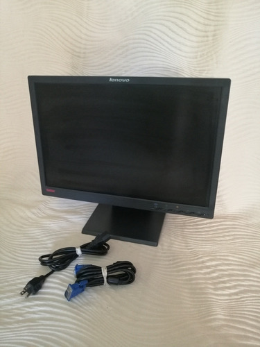 Monitor Lenovo 17