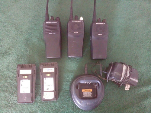 3 Radios Portatil Motorola Ep450 Y Cp200 Cargador 200verd