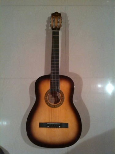 Guitarra Clásica Acústica 85 Verds