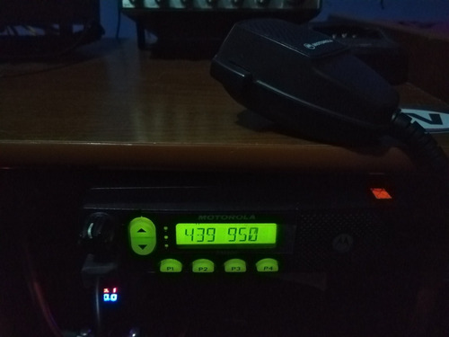 Radio Uhf Motorola Em-400