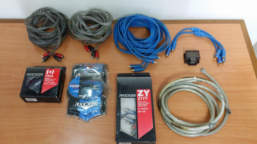 Kit De Cables Rca De Audio Para Vehiculos