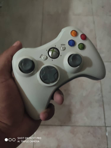 Control Xbox 360 Usado Tapa Dañada