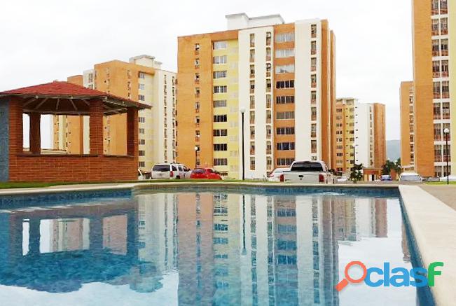 Se Vende Apartamento Resid. Doral Country Urb. El Rincón