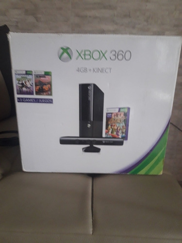 Vendo Xbox gb + Kinect + Juegos