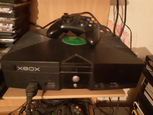 Xbox Clásico Con Un Control, Sus Cables Y 27 Juegos 50usd