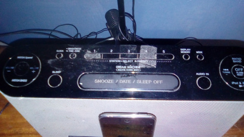 Corneta Radio Despertador Sony Dream Machine Sin iPod