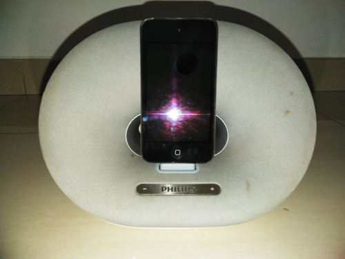 iPod Touch De 4gb Con Corneta Philips