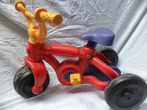 Triciclo- Fisher Price