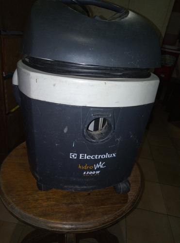 Aspiradora Electrolux 1300 Watss Hidro Vac Muy Buena Calidad