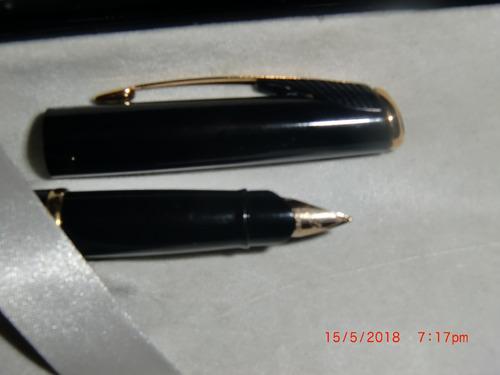 Pluma Fuente Parker Inflection. Plumín De 23 K.