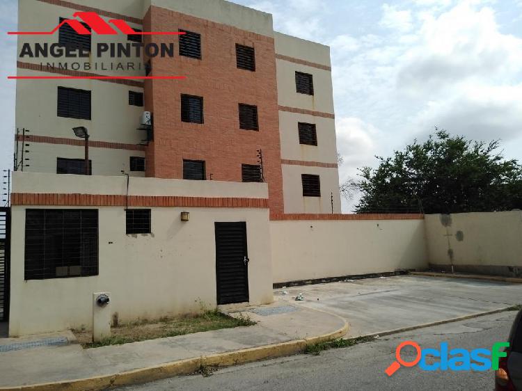 APARTAMENTO VENTA CENTRO CABUDARE API 5246