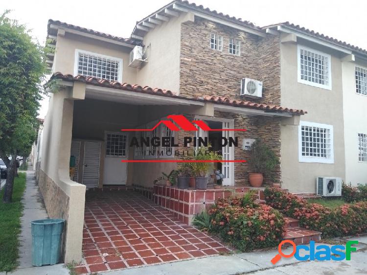 CASA VENTA VILLA ROCA I CABUDARE API 4217