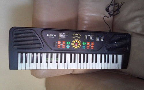 Se Vende Piano Usado En Perfecto Estado Consu Enchufe